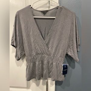 Lucky brand cropped shirt, extra small